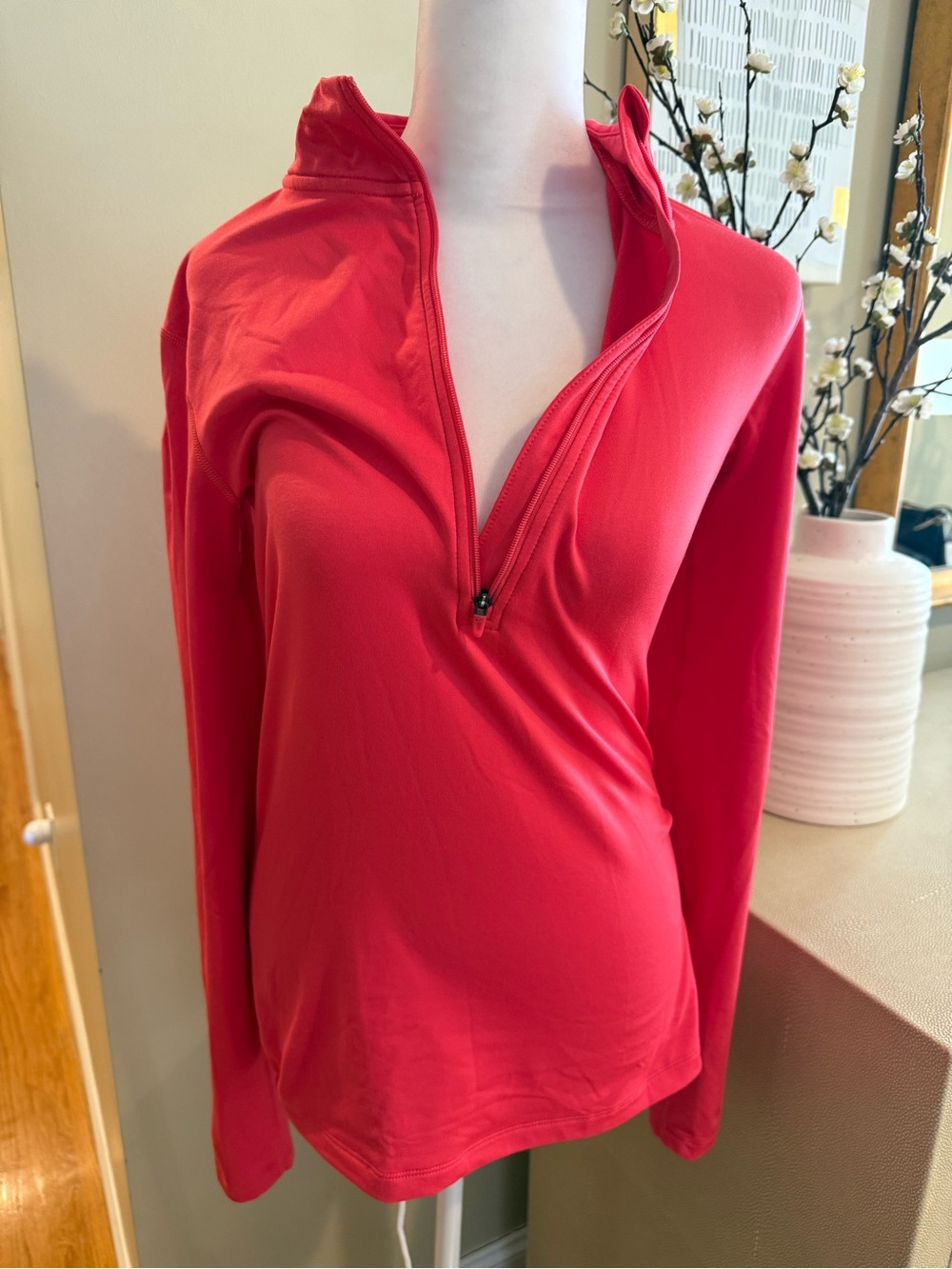 Nike dri fit medium quarter half zip long sleeve top
